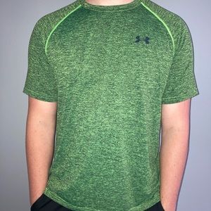 Green T-shirt Under Armour XL